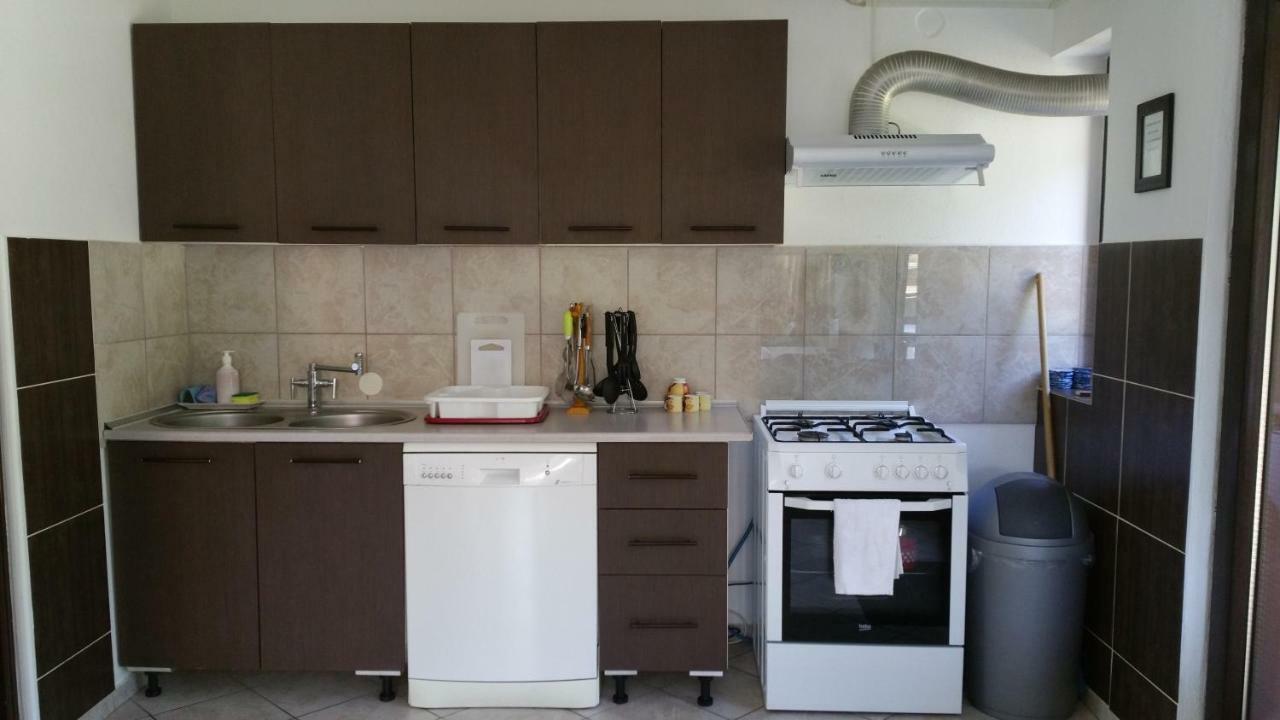 Rosenville Rîşnov Esterno foto