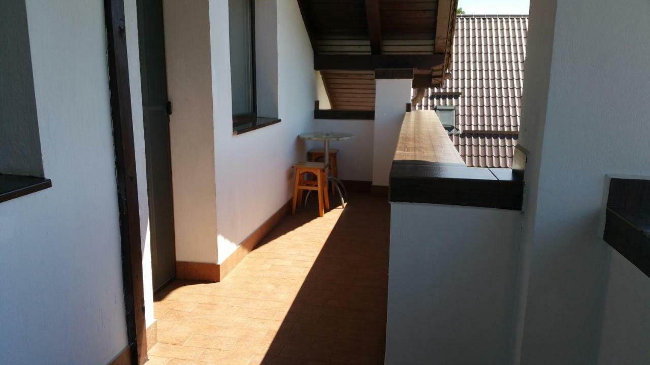 Rosenville Rîşnov Esterno foto