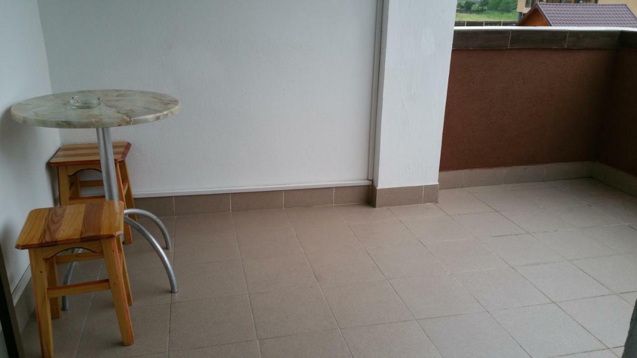 Rosenville Rîşnov Esterno foto